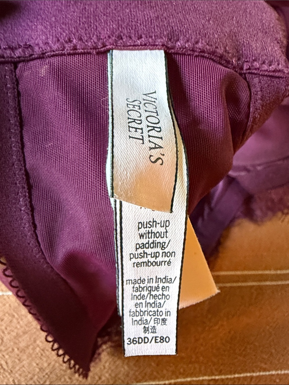 Victoria's Secret Plum Lace Underwire Bra - Picture 3 of 3